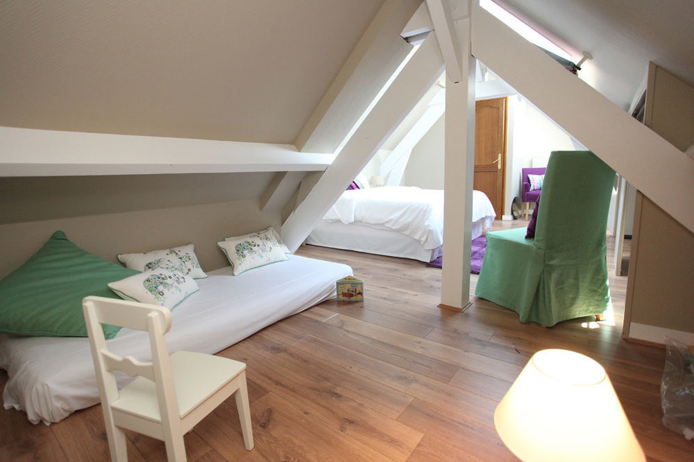Saint Graal Bed & Breakfast Chamant Exterior photo