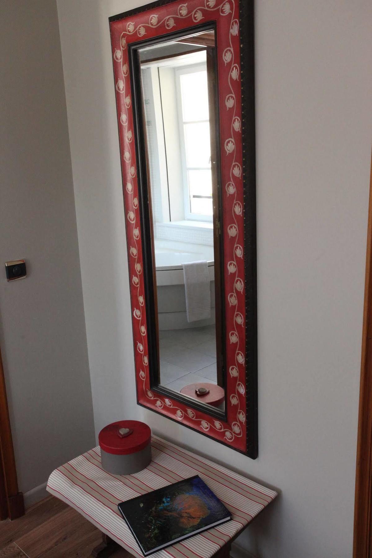 Saint Graal Bed & Breakfast Chamant Exterior photo